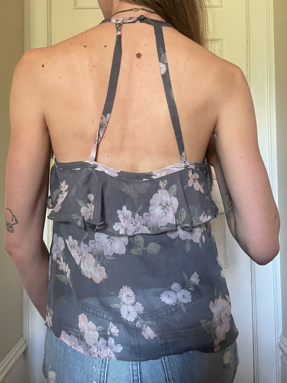 Floral Ruffle Halter Tank Top - Gray - Picture 7 of 7